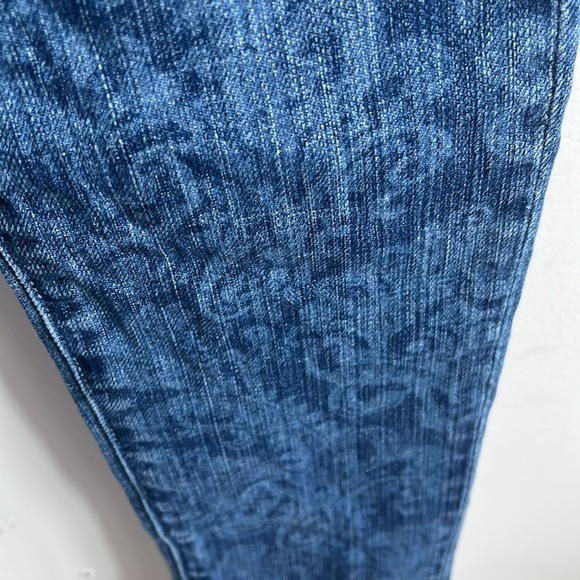 ABERCROMBIE & FITCH PATTERNED WOMEN JEANS SIZE 24 - Picture 3 of 11
